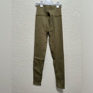 NWT Lune Active legging- Size XS- Color: green